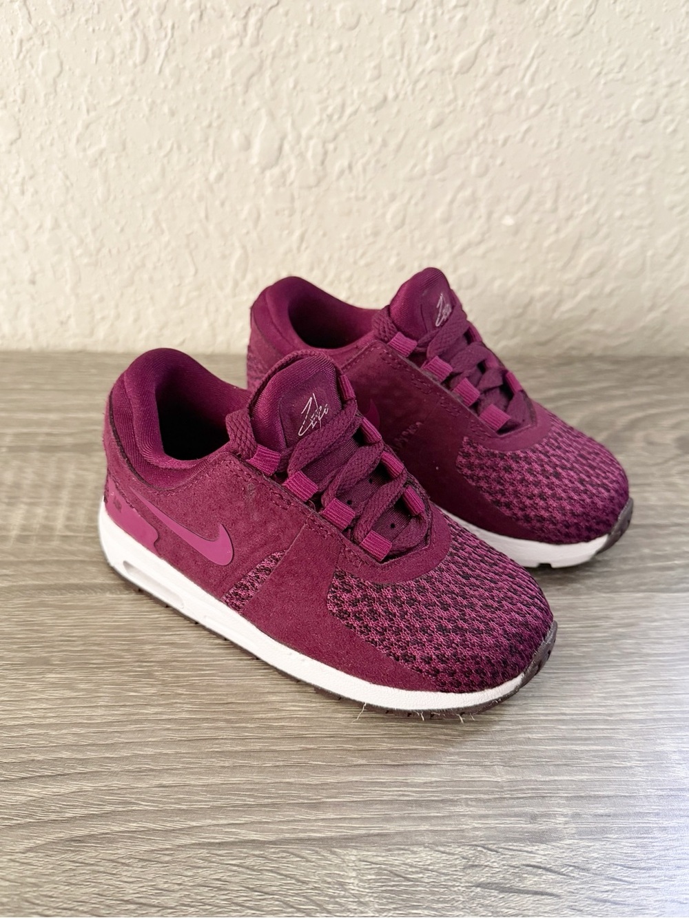 Nike Air Max Zero Tea Berry Sneaker Shoes Toddler Girls Size 8
